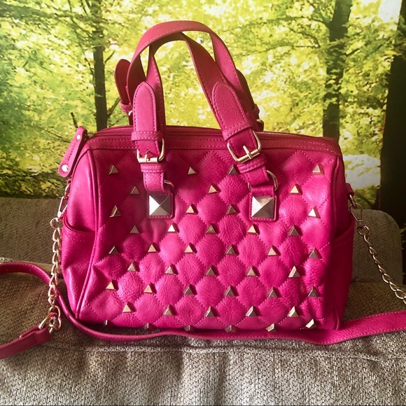 NEW✨ Hot Pink Gold Vegan Leather Studded Handbag Satchel Crossbody Barrel Bag - Picture 6 of 6